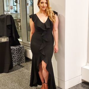 Meet your Posher, Caitlin